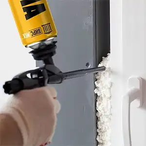 Ставлю дверь. Есть ли смысл покупать дорогую пену?