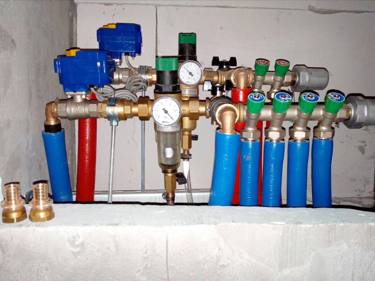 Разводка водопровода: правило трех диаметров и коллекторы против .