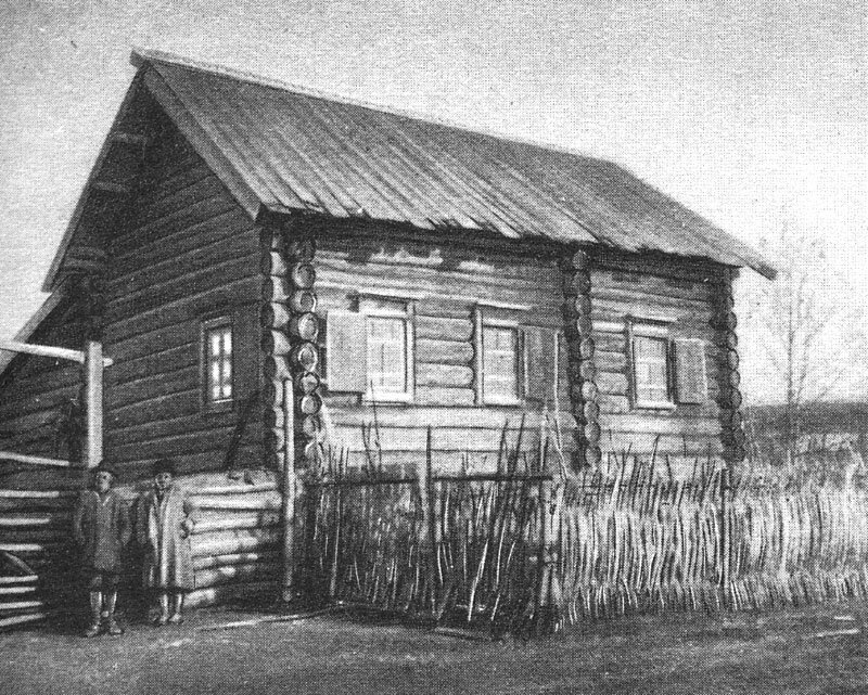 Пятистенный дом Шлыкова в деревне Титово Томской области