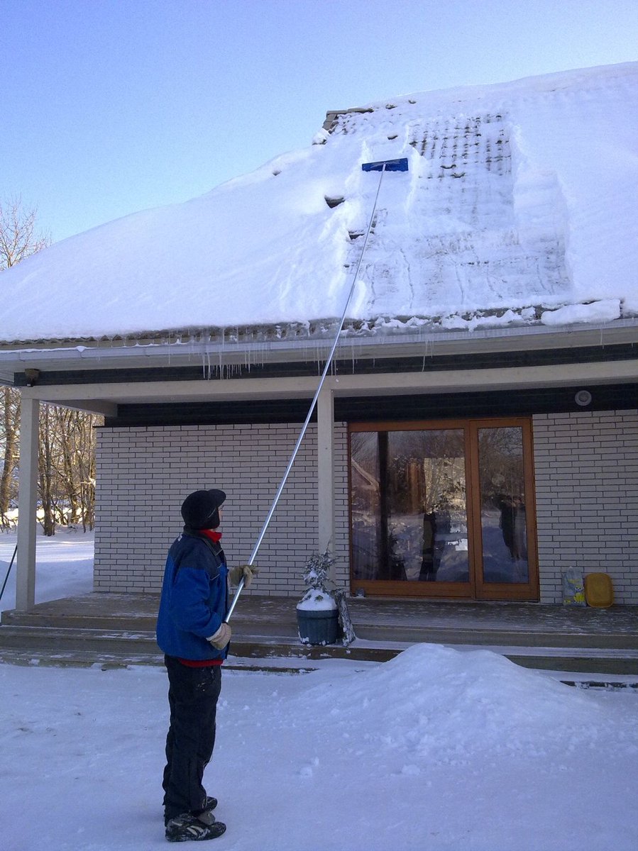 Для очистки снега с крыши. Скребок для уборки снега с крыши с тканью 1,9-6,3м 11646. Приспособление для уборки снега с крыши. Приспособление для очистки снега с крыши. Скребок для уборки снега с крыши.